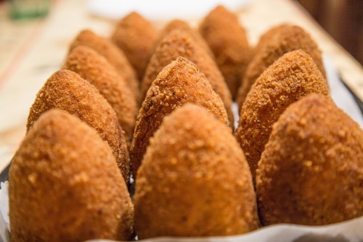 mini tour 5 giorni in Sicilia - Arancine siciliane